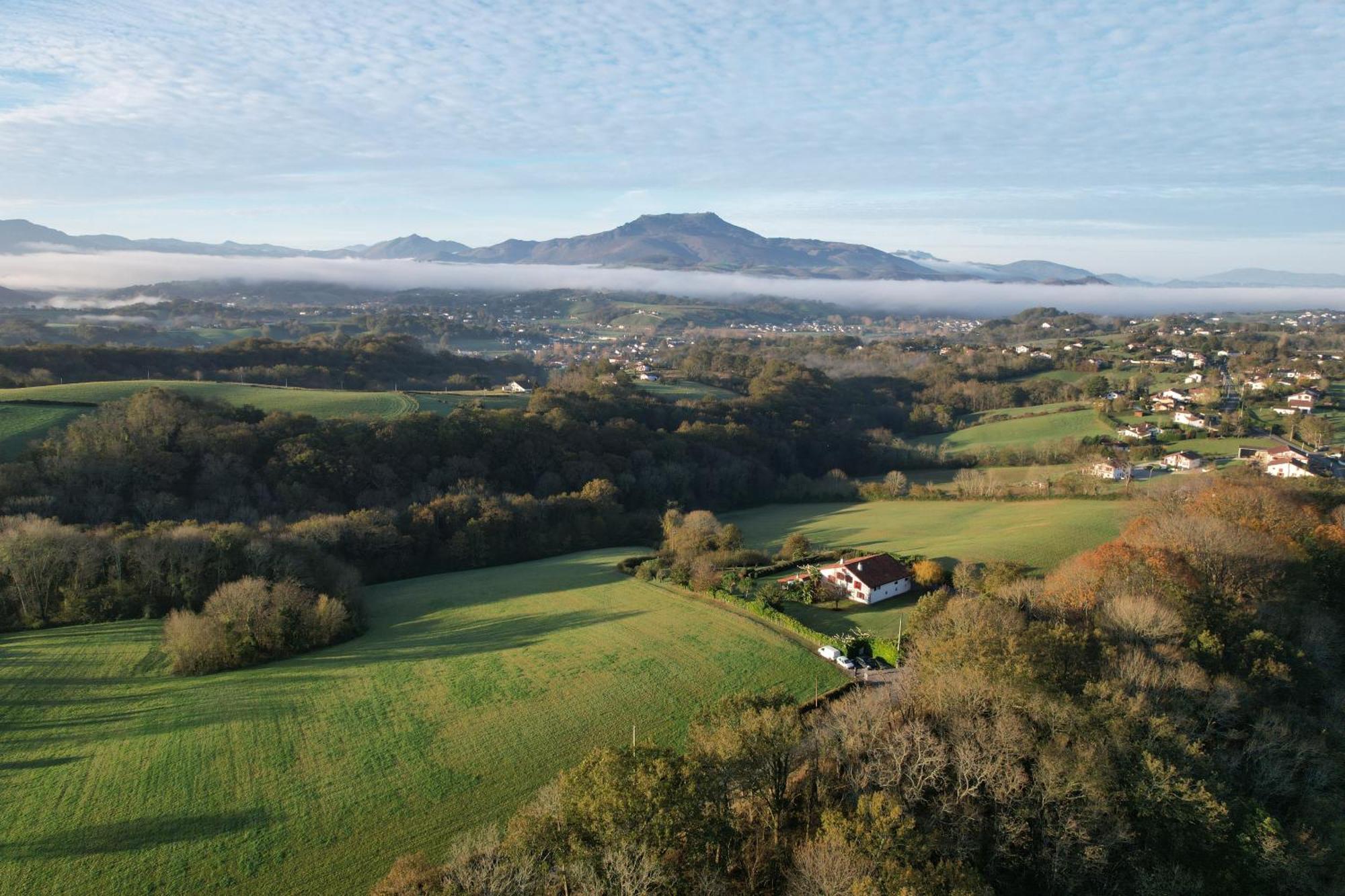 Magnifique Maison Basque Du 18Eme Avec Vue Exceptionnelle Villa Saint-Pee-sur-Nivelle Exterior photo