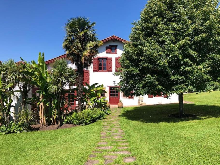 Magnifique Maison Basque Du 18Eme Avec Vue Exceptionnelle Villa Saint-Pee-sur-Nivelle Exterior photo